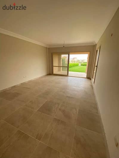 Townhouse with a direct sea view and a private garden, ready to move for sale with a 10% down payment in La Vista Ray Village, Ain Sokhna