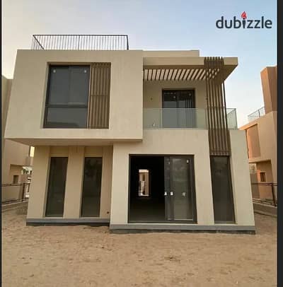 لسرعة البيع فيلا عالمفتاح بأقل من سعرها جاهزة للمعاينة في كمبوند ( باتيو تاون) من لافيستا في التجمع الخامس وبجوار الجامعة الامريكية عاين الان