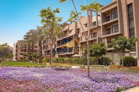 شقة فاخرة للبيع في فيفث سكوير المراسم 147م تشطيب سوبر لوكس بأفضل موقع في التجمع الخامس القاهرة الجديدة