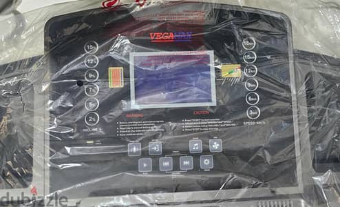 مشايه كهربائيه Treadmill جديده  ماركه Vegamax 8000 ic اصدار 2016 زيرو