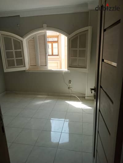 Apartment in the first neighborhood near Shweifat and Akhenaton and 90 Street at the lowest price