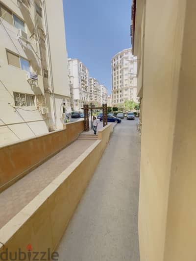 للبيع شقة مميزة في كمبوند البارون
