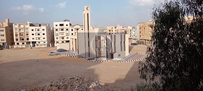 For rent in Al-Andalus, family-friendly, near Mountain View and minutes from the American University.