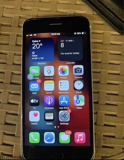 iPhone SE