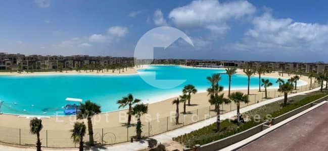 اطلاله على الاجون شاليه للبيع غرفتين نوم  متشطب بالكامل فى سيلفر ساندس الساحل الشمالي بمقدم 5% فقط