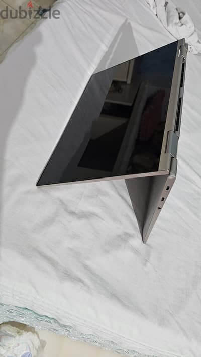 لينوفو يوجا تاتش  2 × 1 يعمل لابتوب وتابلت 360 درجه  يعمل بكامل كفائته