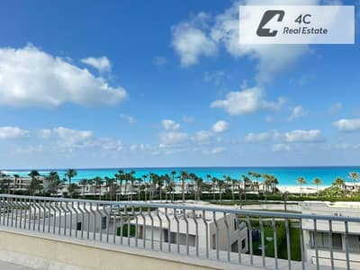 باقل من سعر الشركه شاليه تشطيب كامل بالتكييفات ريسيل فوري Marina Westالساحل الشماليopen view بتقسيمه مميزة-جاهز للمعاينه-بمقدم وتكمله اقساط بدون فوايد