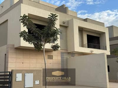 تاون هاوس متشطب بالكامل في Pllm hills - بالم هيلز الوسعات الشرقيه بجوار ذا كراون و نيو جيزة