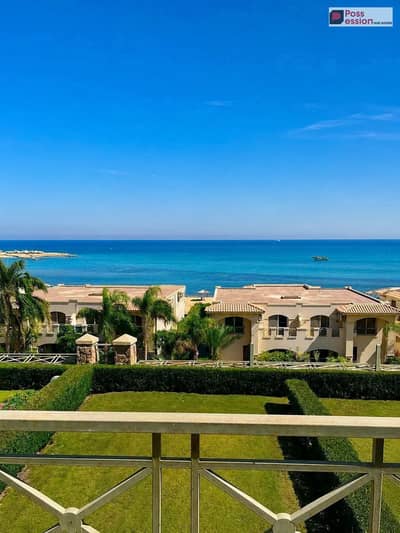 توين هاوس  متشطب  للبيع استلام فوري seaview في لافيستا العين السخنة على البحر فيو بانوراما , بمقدم 4 مليون فقط