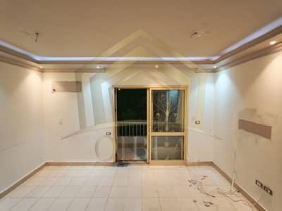شقة للبيع 70م دور أول بـ 2.5 مليون في عمارات المستقبل الشيخ زايد