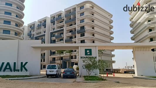 شقة للبيع استلام فوري في كمبوند بورد ووك العاصمة الادارية Boardwalk new capital في أميز لوكيشن امام دبي مول