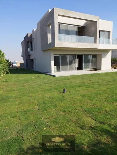Twin House Immediate Delivery Next to New Giraffe View the Pyramids Close to the Central Axis