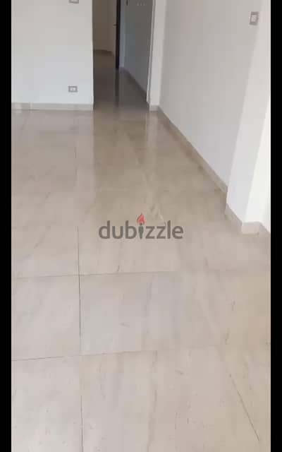 شقة بالسرايات للإيجار