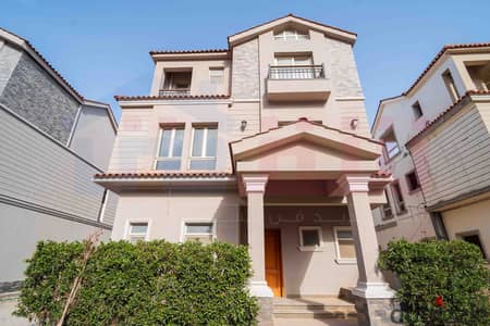 فيلا Twin House للبيع (279م + جاردن 150م) سموحة - كومباوند مروج
