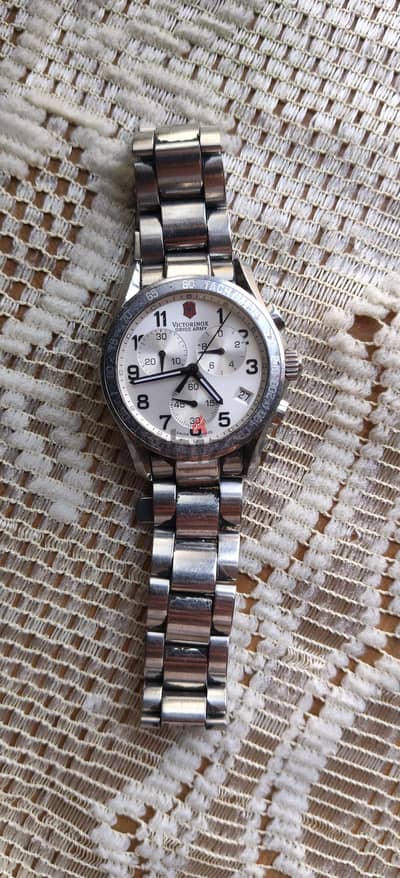 Victorinox Swiss Army Chrono Classic ساعة فيكتورينوكس