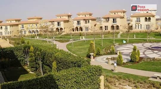 duplex with roof for sale in Hyde Park New Cairo, directly on 90 Street ,lagoon view with a down payment of EGP 725,000.