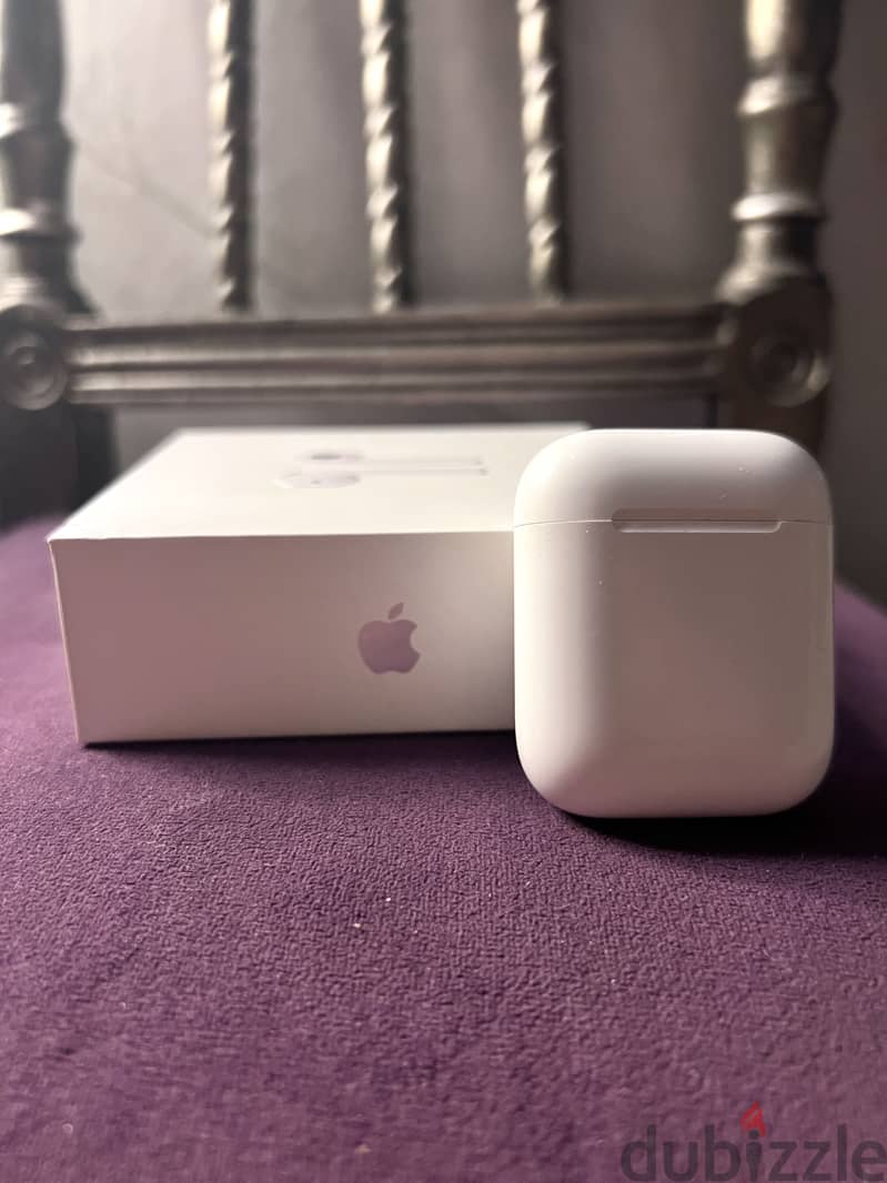 Earbuds Apple 1