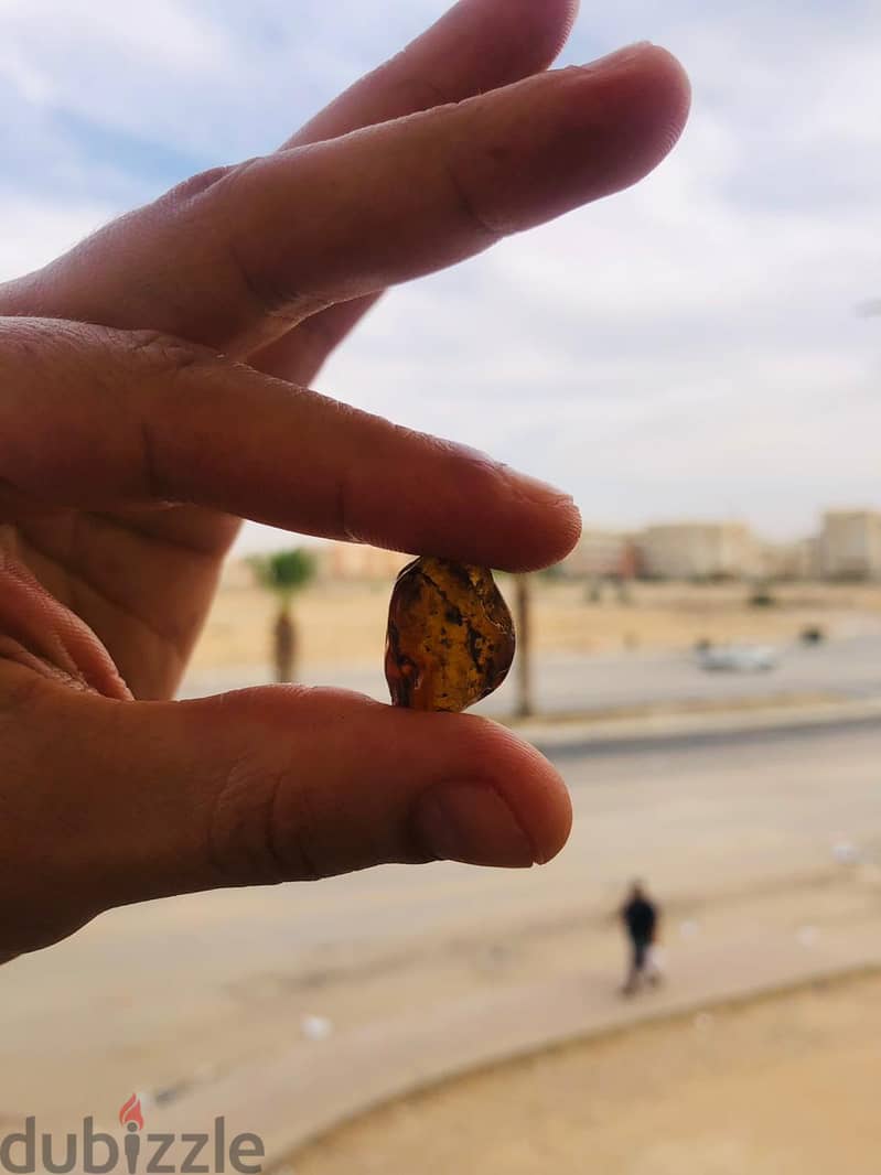 amber stone 1