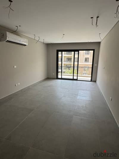 شقة للإيجار في فيلدج ويست – 164م بالتكييفات وسعر مميز