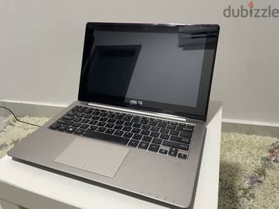 ASUS VivoBook S200E with Touch screen