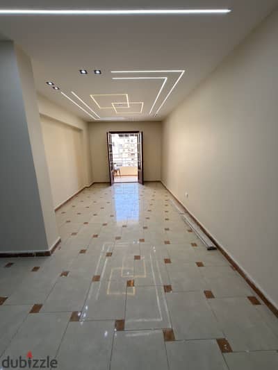 For sale: Al-Asafra Bahri, 135 sq. m. , 3 bedrooms, 3-piece bathroom, ocean view, fully equipped with utilities, 13th floor. Price: 3,550,000. Contact: