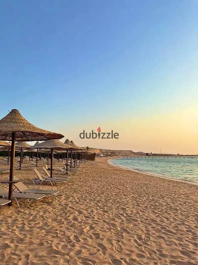 شاليه غرفتين للبيع متشطب على فيو الكريستال لاجونز فى مارينا 8 marina by the lake الساحل الشمالى بالقرب من مراسى