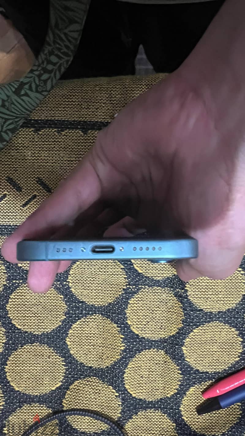 Apple - iPhone 16 2