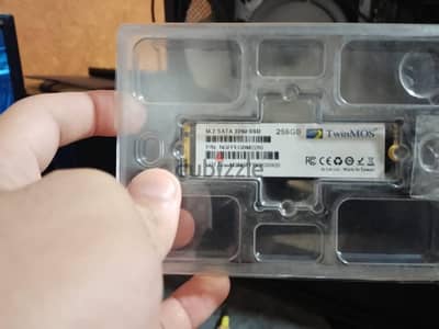 m. 2ssd sata 256