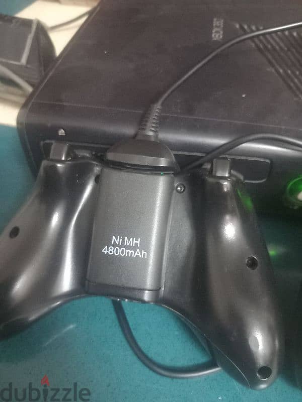 X BOX 360 (SLIM) 6