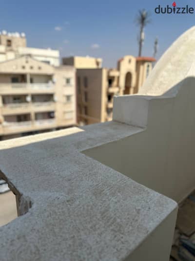روف للإيجار في الحي السادس عشر أمام المزار أول ساكت