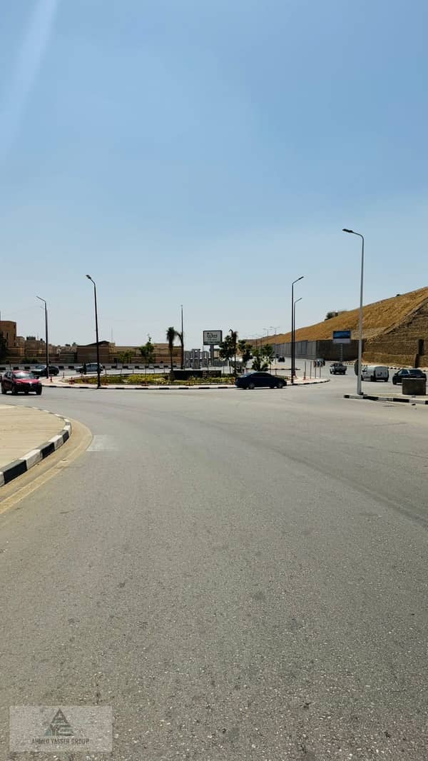 شقة 127.5 متر للبيع في Novelist بالمقطم أمام Uptown Cairo مباشرة – فرصة سكنية واستثمارية مميزة في موقع استراتيجي بالقاهر
