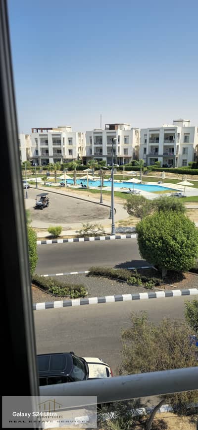 بنتهاوس لقطة بفيو علي حمام سباحة وجاردن بالساحل  في امواج