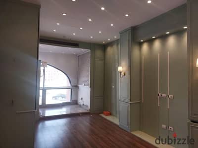 محل للايجار بمدينتى 37م متشطب سوبر لوكس all season park النشاط الحالي ملابس مع امكانيه تغيير النشاط لاي نشاط اخر موقع متميز الدور الاول  بجوار السلم ا