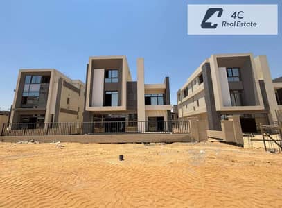 تاون هاوس استلام فوري فيو مميز بمقدم واقساط ريسيل جاهز للمعاينه في اي وقت بكمبوند Horizon Saada New Cairo