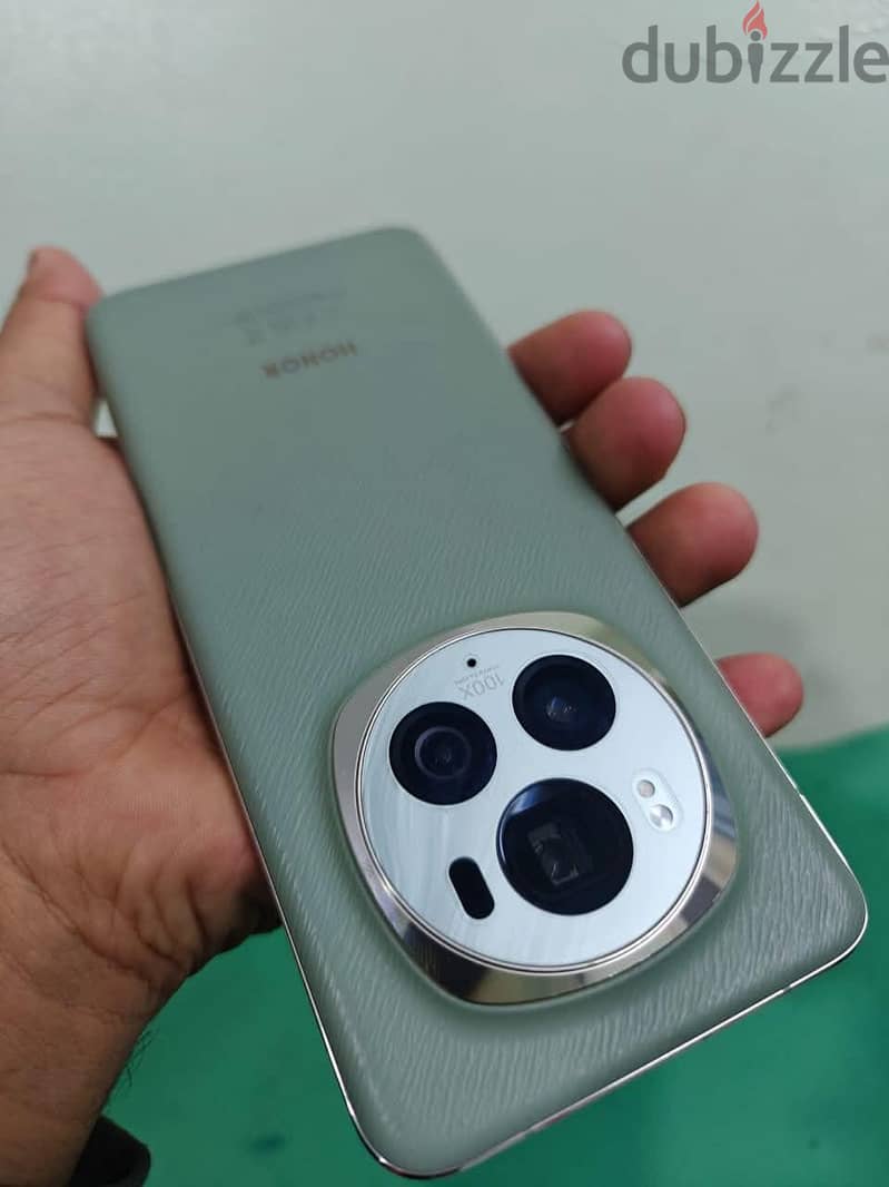 Honor Magic 6 Pro 7