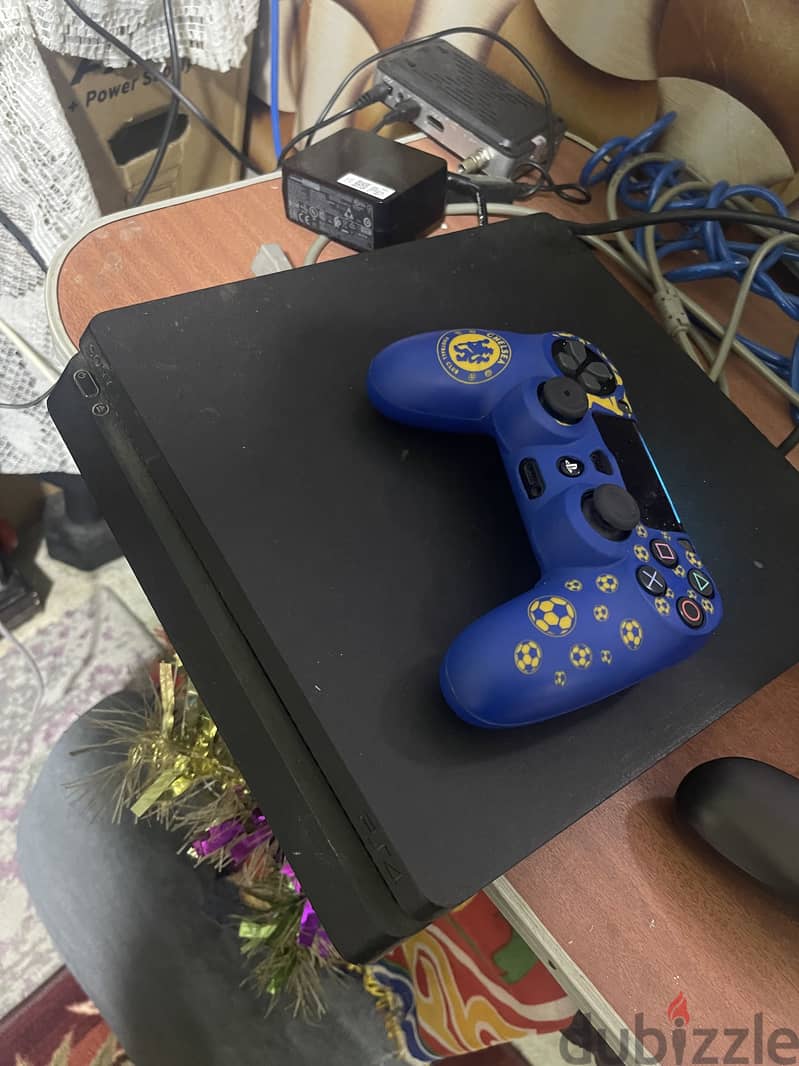 Playstation 4 slim 2