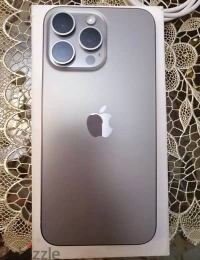 Iphone 15 pro max like new withbox