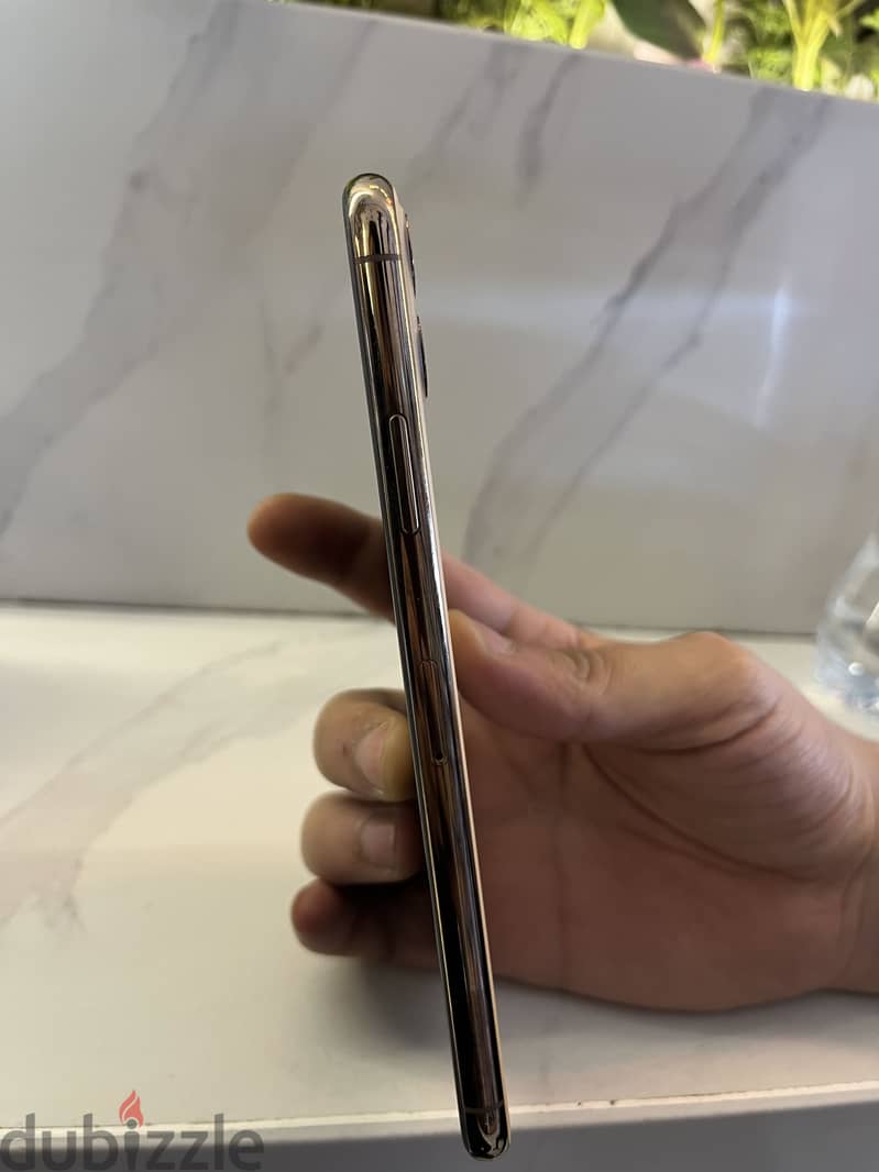 Apple - iPhone 11 Pro Max 5