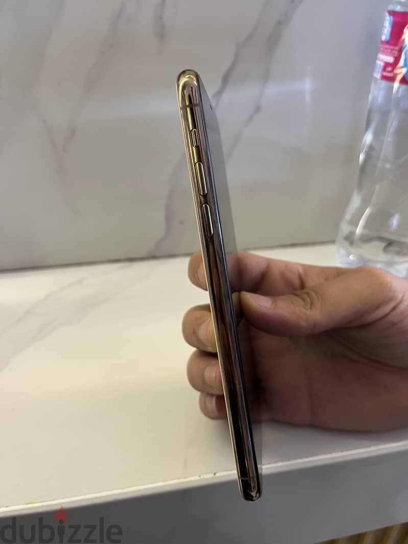 Apple - iPhone 11 Pro Max 6