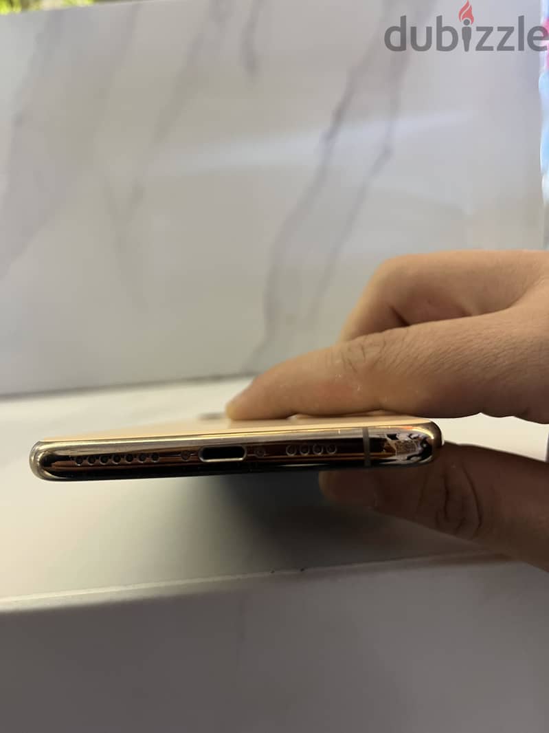 Apple - iPhone 11 Pro Max 7
