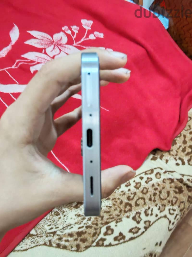 Samsung A56 1