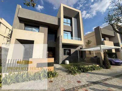 Corner villa for sale in the community, you will receive it fully finished for one and a half million, you can sign the contract immediately.
