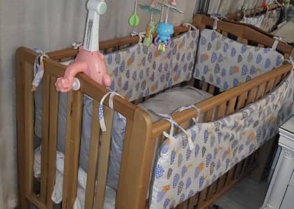 سرير baby  خشب زان