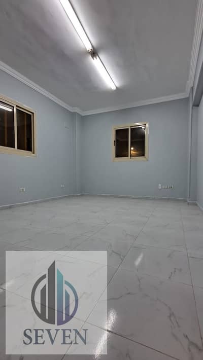 Administrative office for rent, 220 sq m, on the Autostrad in Wireless, strategic location at a special price.