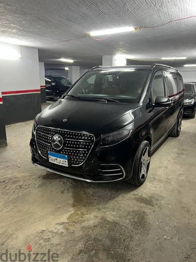 مرسيدس ٢٠٢٢ للايجار بسائق او بدون - Mercedes V300 2022 For Rent