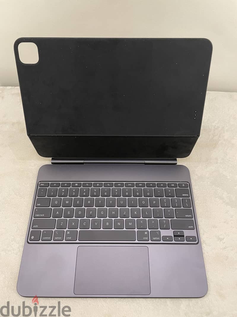 Magic keyboard for ipad pro 13 inch 2