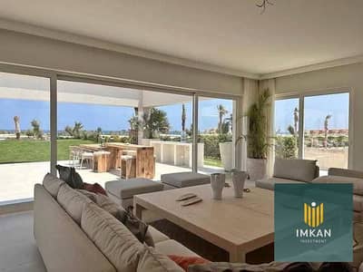 Townhouse for sale, ready for viewing. Cash discount 30%, down payment 5%, installments over 8 years in Marsa Bagoush, near Ras El Hekma and Almaza Ba