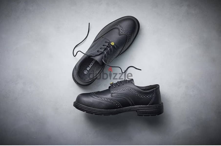 Safety shoes 4