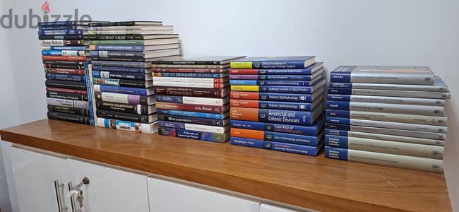 مجموعة كتب طبية مختلف التخصصات للبيع بالاسطوانات و الأكواد
