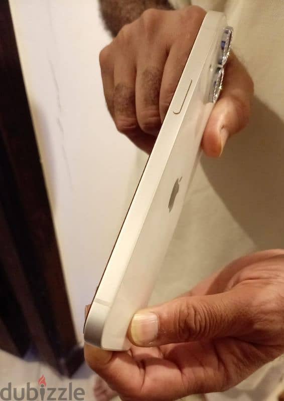 14 plus  iphone 4